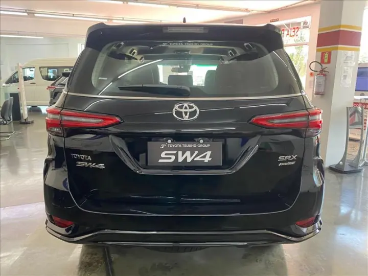 HILUX SW4 2.8 D-4d Turbo SRX Platinum 7L 4X4