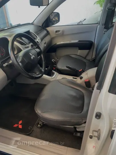 L200 TRITON 2.4 HLS 4X2 CD 16V