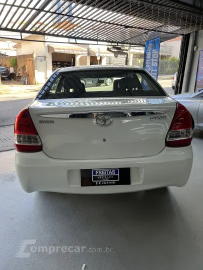 ETIOS PLATINUM Sed. 1.5 Flex 16V 4p Mec.