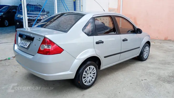 FIESTA 1.6 MPI First Sedan 8V