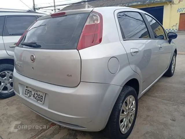 PUNTO - 1.4 8V 4P MANUAL