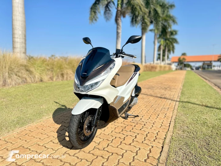 PCX 150 DLX ABS