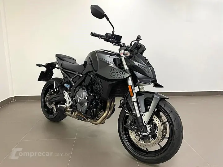 SUZUKI GSX-8S
