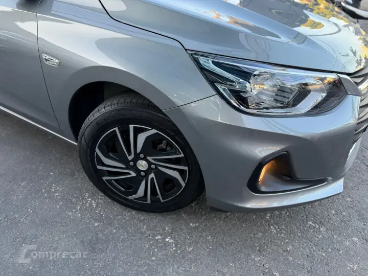 ONIX SEDAN Plus LT 1.0 12V Flex 4p Mec.