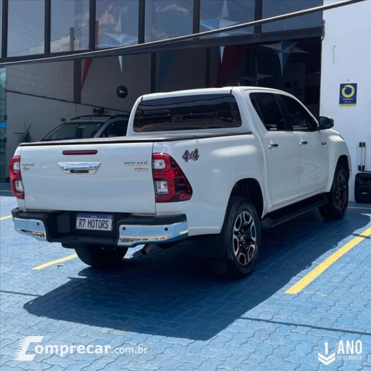 HILUX 2.8 D-4D TURBO DIESEL CD SRX 4X4 AUTOMÁTICO