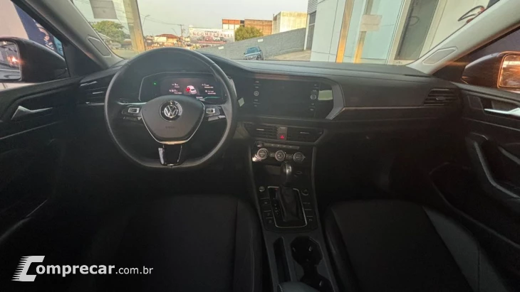 Jetta 1.4 4P 250 TSI TURBO CONFORTLINE AUTOMÁTICO