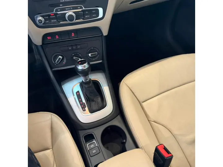 Q3 1.4 TFSI AMBIENTE FLEX 4P S TRONIC