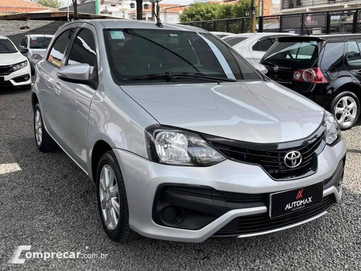 ETIOS 1.5 X PLUS 16V FLEX 4P AUTOMÁTICO