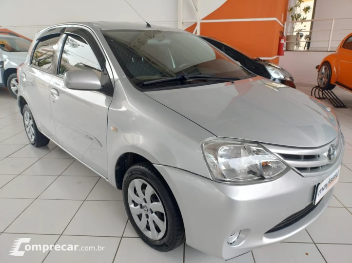 Etios Hatch 1.3 16V 4P FLEX XS