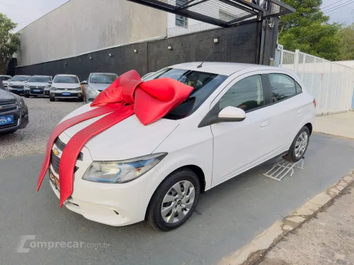 Onix Hatch 1.4 4P FLEX LT