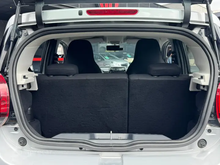 MOBI 1.0 8V EVO Like.