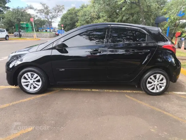 HB20 - 1.0 COMFORT 12V 4P MANUAL