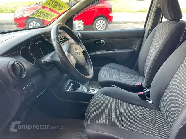 LIVINA - 1.8 S 16V 4P AUTOMÁTICO