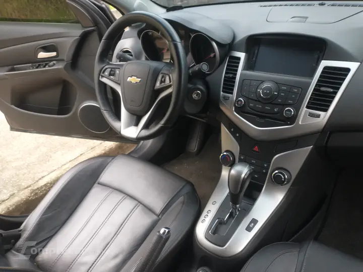 CRUZE 1.8 LT 16V