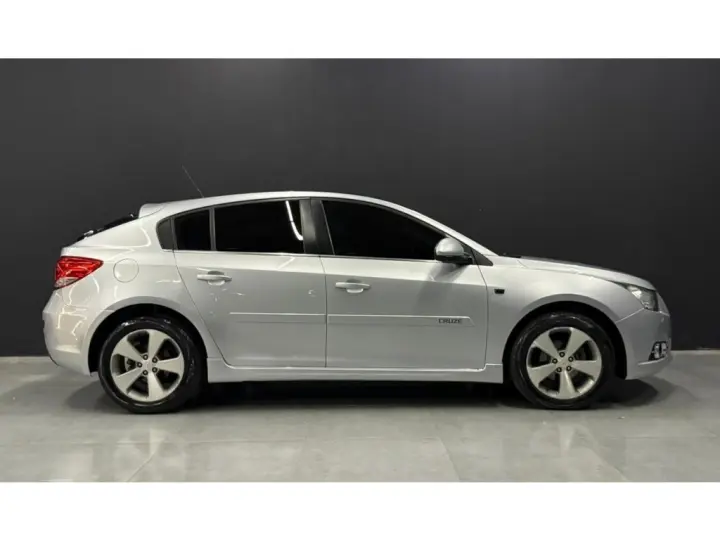 CRUZE 1.8 LT SPORT6 16V FLEX 4P AUTOMÁTICO