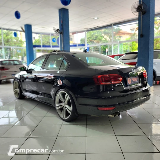 JETTA 2.0 TSI Highline