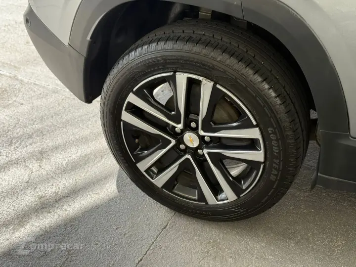 TRACKER LT 1.0 Turbo 12V Flex Aut.