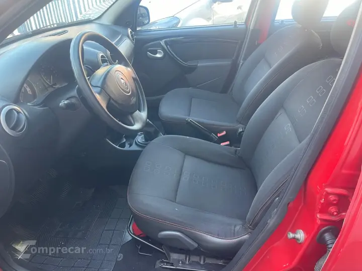 SANDERO 1.6 GT Line Limited