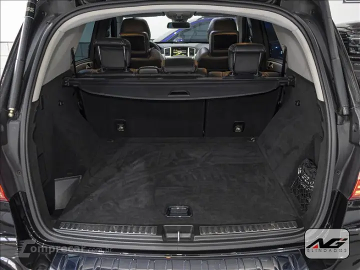 ML 63 AMG 5.5 V8 32V Biturbo