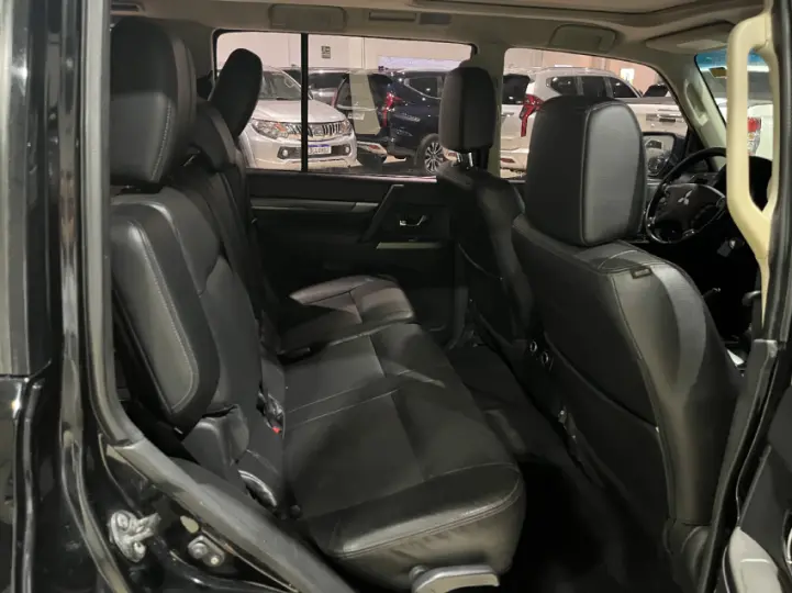 PAJERO 3.2 Full HPE 4X4 16V Turbo Intercooler