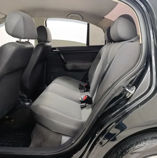 POLO SEDAN 1.6 MI 8V