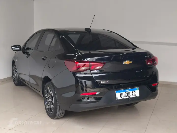 ONIX 1.0 Turbo LT