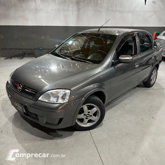 CORSA 1.4 MPFI Premium Sedan 8V