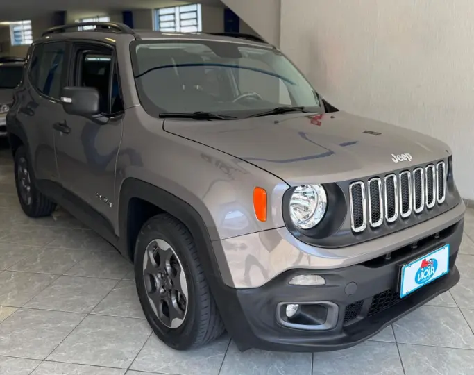 Renegade Sport 1.8 4x2 Flex 16V Aut.