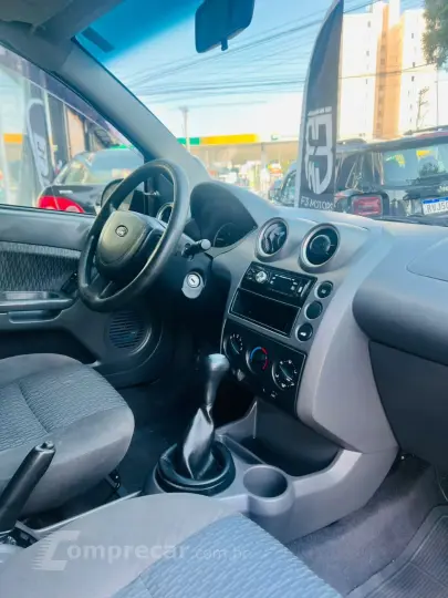 Fiesta Sed. 1.6 8V Flex 4p