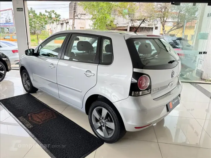 POLO 1.6 MI 8V