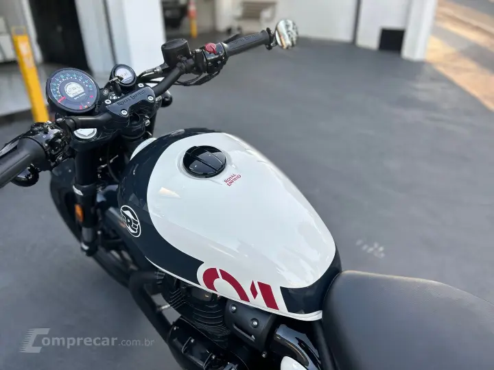 Shotgun 650 Stencil White