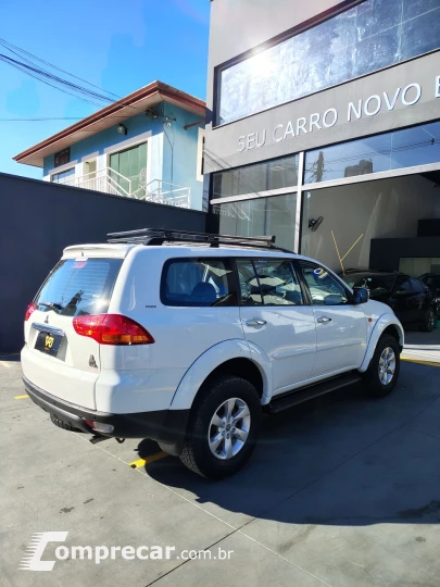 Pajero DAKAR/HPE 3.5 4x4 Flex 5p Aut.