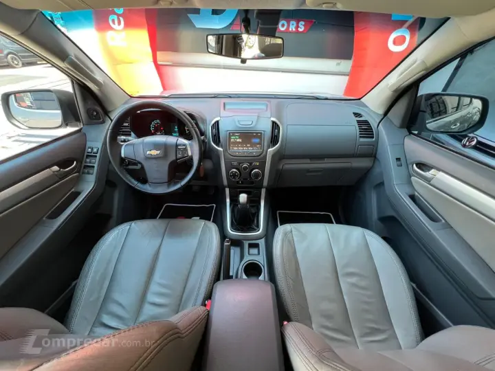 S10 2.4 LT 4X2 CD 8V