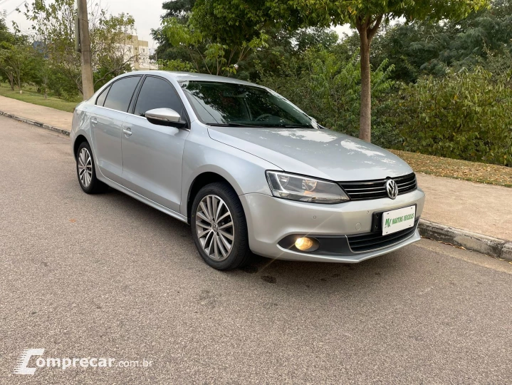 JETTA 2.0 TSI Highline