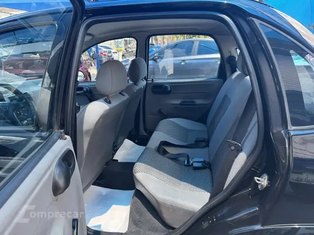 CLASSIC - 1.0 MPFI LIFE 8V 4P MANUAL