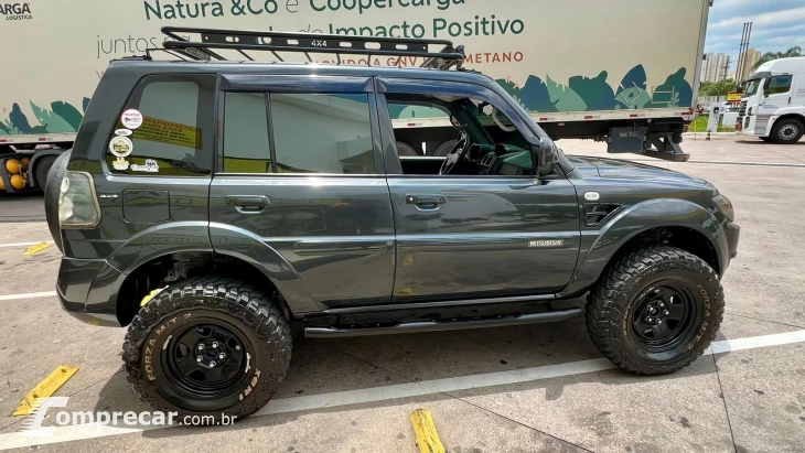 PAJERO 2.0 TR4 4X4 16V