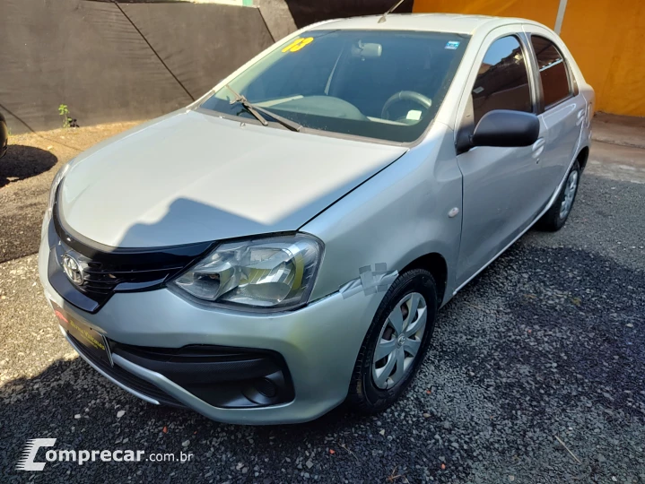 ETIOS 1.5 XS Sedan 16V