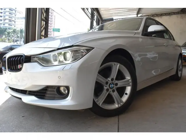 320i - 2.0 16V TURBO ACTIVE 4P AUTOMÁTICO