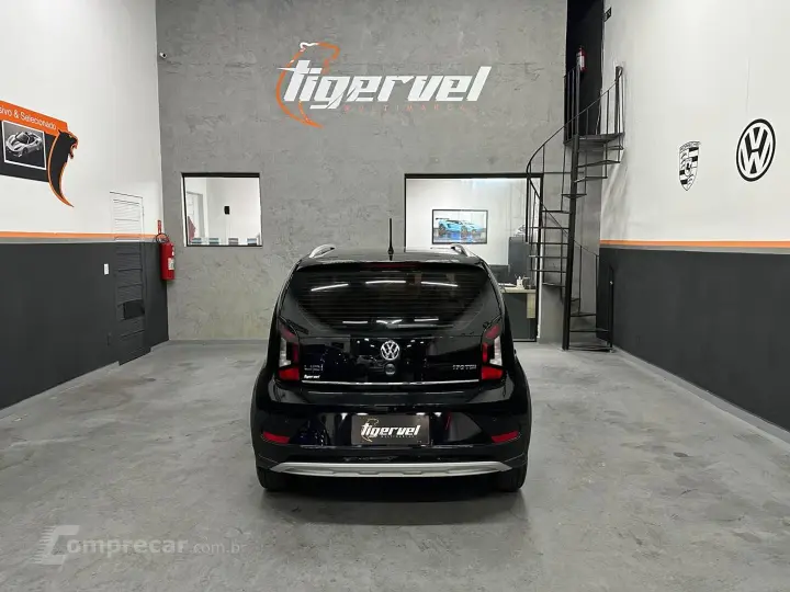 Cross Up 1.0 Tsi 12V Flex 4P Manual