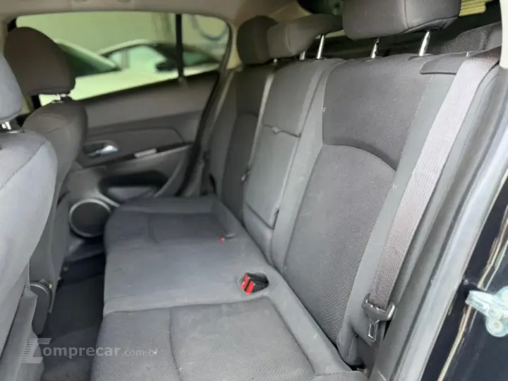 CRUZE HB Sport LT 1.8 16V FlexP. 5p Mec