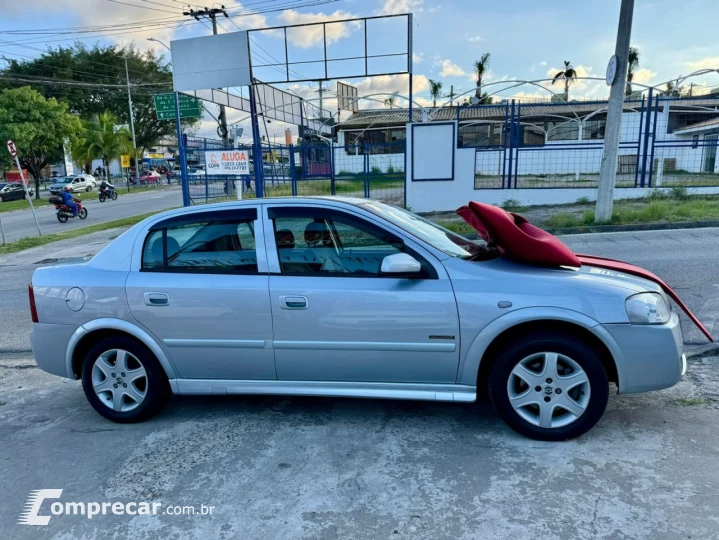 Astra Sedan 2.0 16V 4P ADVANTAGE