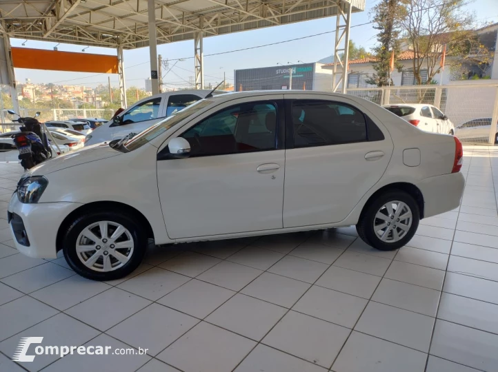 Etios Sedan 1.5 16V 4P FLEX X PLUS AUTOMÁTICO