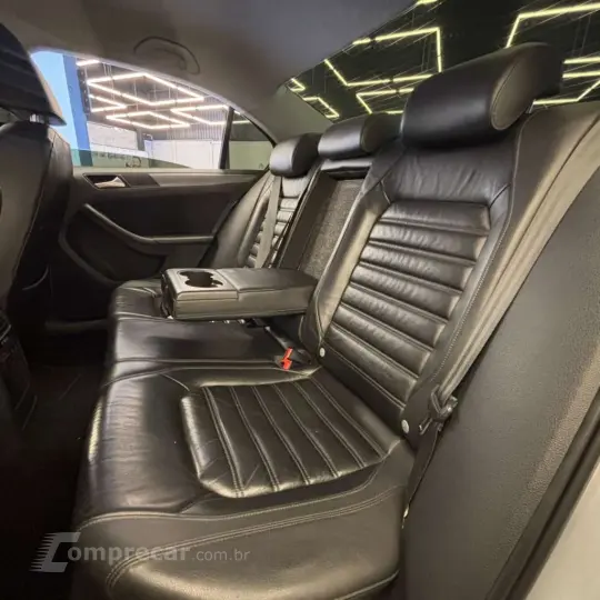 JETTA Highline 2.0 TSI 16V 4p Tiptronic