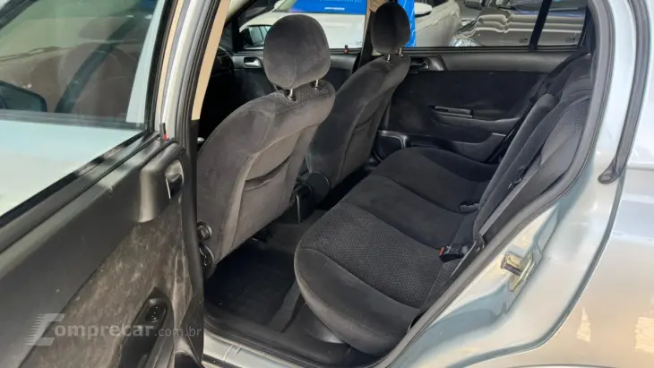 ASTRA 2.0 MPFI Advantage 8V