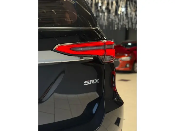 HILUX SW4 2.8 D-4D TURBO DIESEL SRX 7L 4X4 AUTOMÁTICO