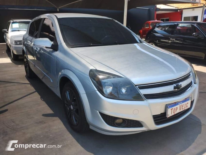 VECTRA 2.0 MPFI GT Hatch 8V