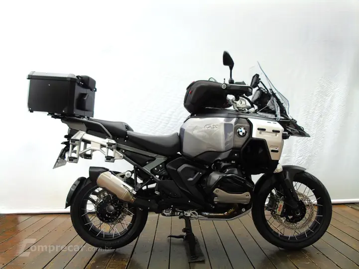 BMW R 1300 GS ADVENTURE TRIPLE BLACK