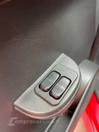 CELTA 1.0 MPFI LT 8V