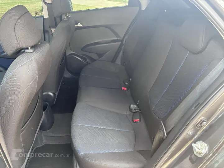 HB20 1.6 Comfort Plus 16V