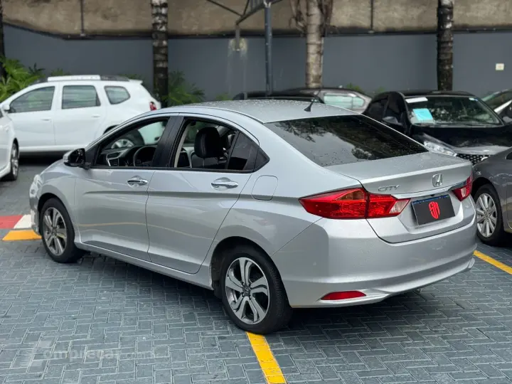 CITY 1.5 EXL Sedan 16V